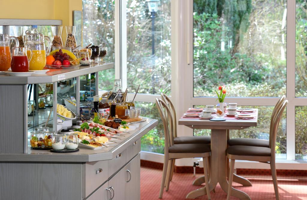 Haus Kronenthal Hotel 3*